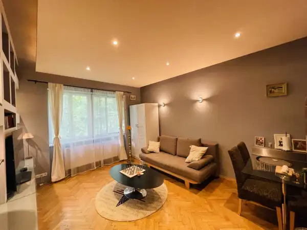 Kiadó téglalakás, Budapest, II. kerület 2 szoba 54 m² 250 E Ft/hó